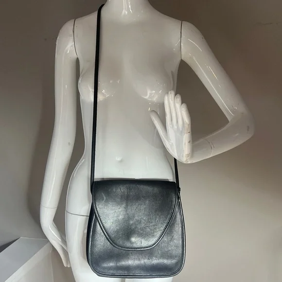 Coach Lindsay Black Leather Crossbody Bag - Picture 3 of 12